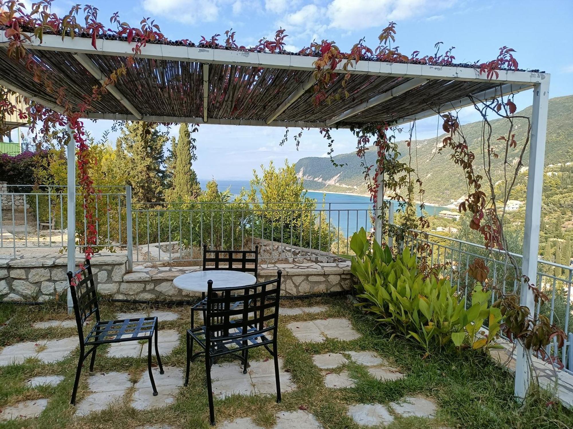 Vila Deep Blue-apartment Selana sea view Ayios Nikitas Luaran gambar